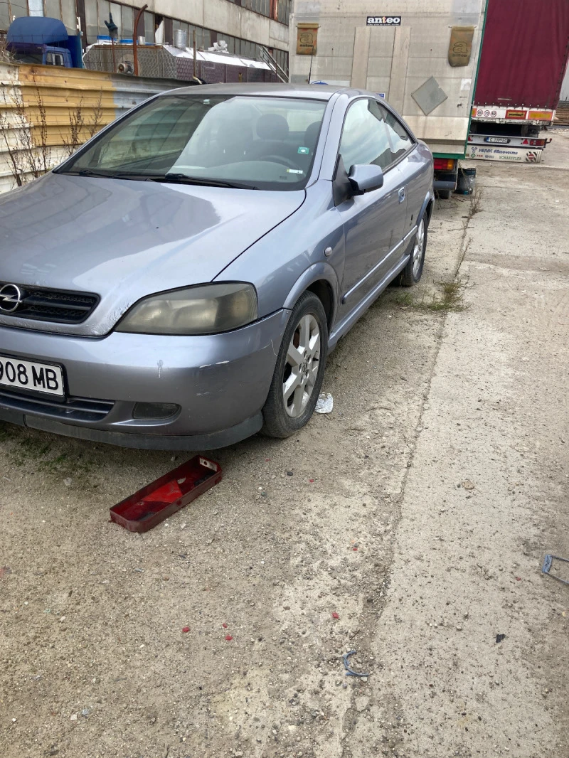 Opel Astra 2.2DTI Bertone, снимка 2 - Автомобили и джипове - 38946557