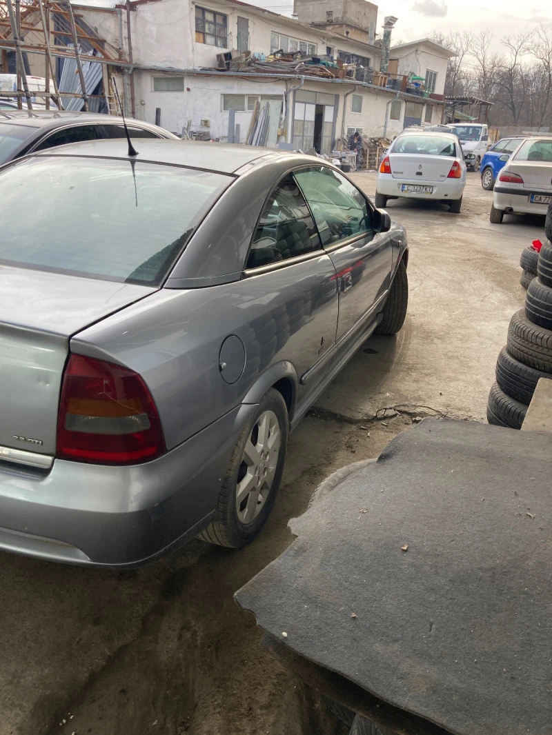 Opel Astra 2.2DTI Bertone, снимка 10 - Автомобили и джипове - 38946557