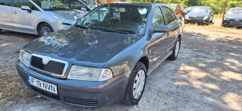 Skoda Octavia Бензин-ГАЗ, снимка 1 - Автомобили и джипове - 47227033