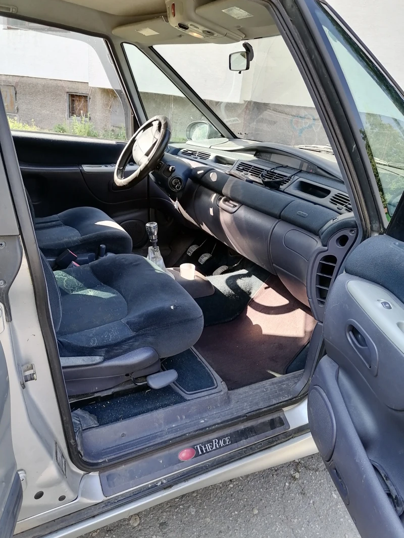 Renault Espace 3-та серия, снимка 9 - Автомобили и джипове - 47308229