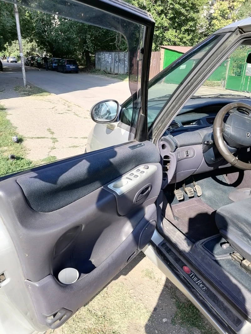 Renault Espace 3-та серия, снимка 13 - Автомобили и джипове - 47308229