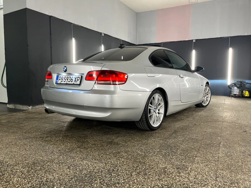 BMW 330, снимка 6 - Автомобили и джипове - 47884182