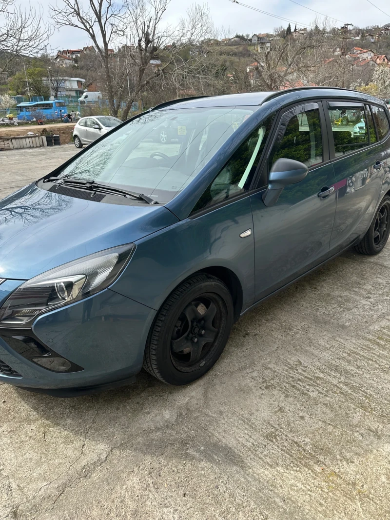 Opel Zafira Десен волан, снимка 2 - Автомобили и джипове - 49084423