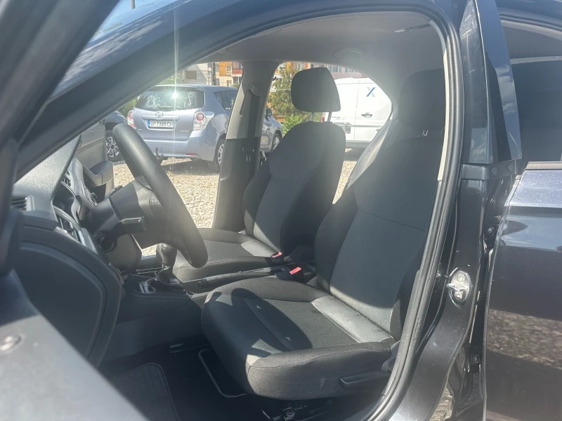 Skoda Rapid 1.6TDI 105kc EVRO5, снимка 9 - Автомобили и джипове - 51108114