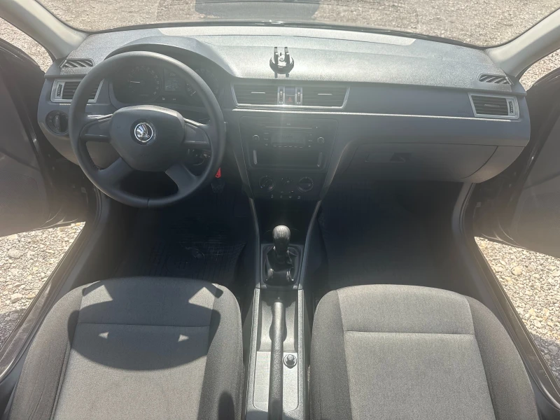 Skoda Rapid 1.6TDI 105kc EVRO5, снимка 10 - Автомобили и джипове - 51108114