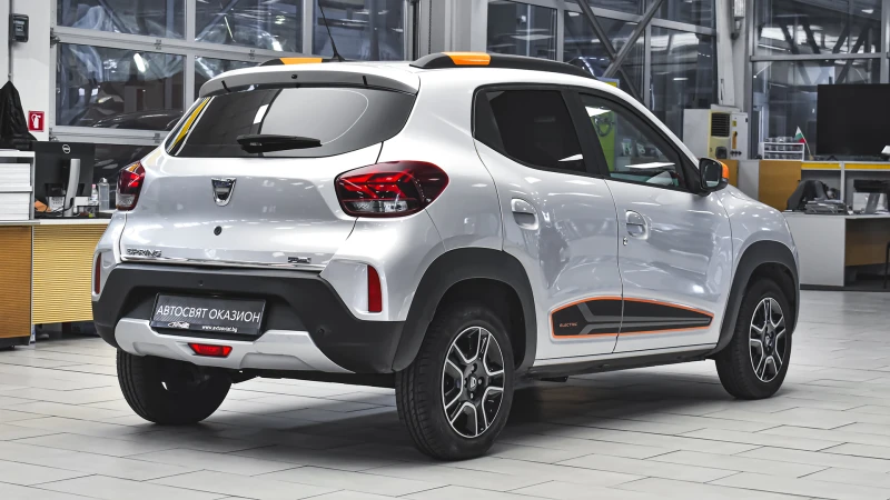 Dacia Spring Comfort Plus, снимка 6 - Автомобили и джипове - 51691797