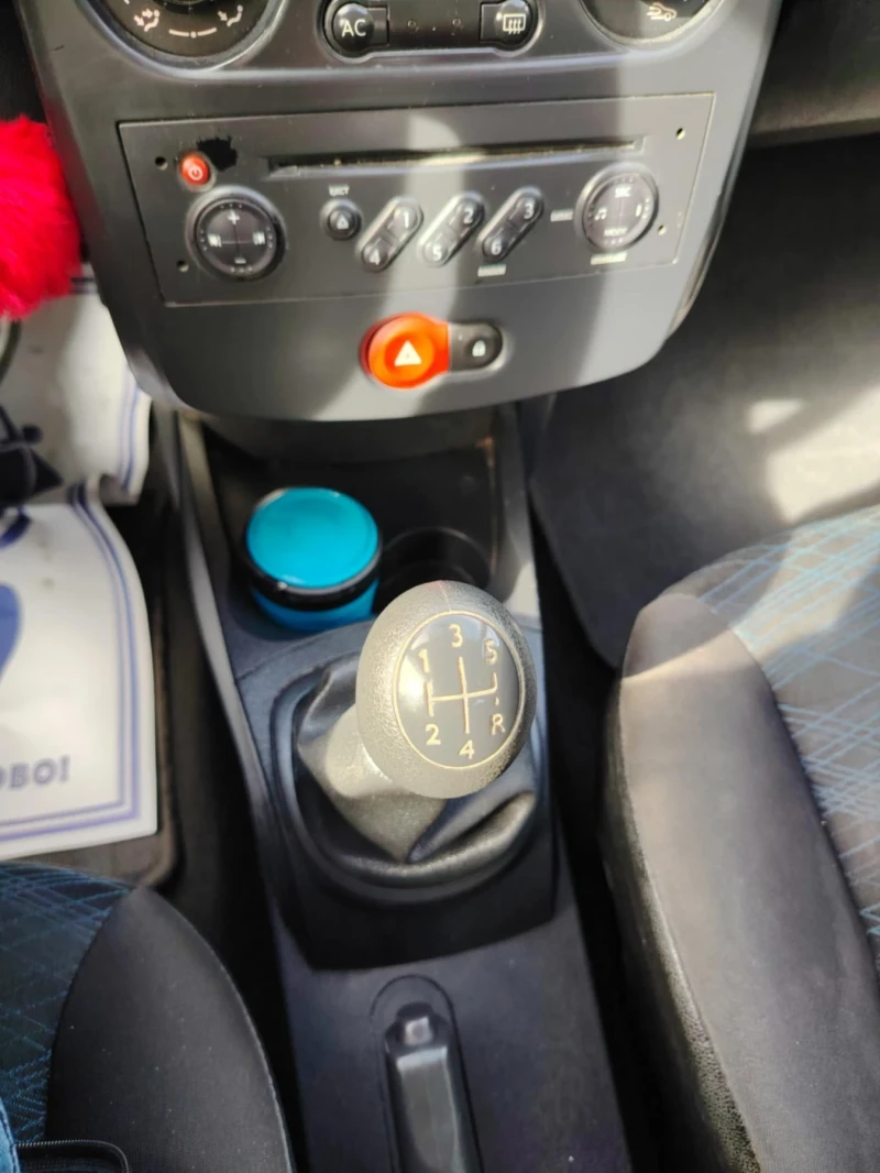 Renault Clio, снимка 7 - Автомобили и джипове - 52309124