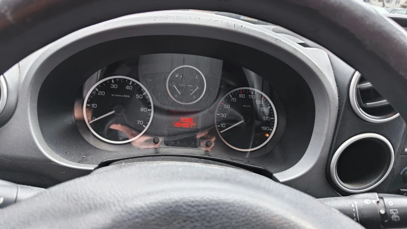 Peugeot Partner Tepee 1.6 BlueHDI, снимка 9 - Автомобили и джипове - 53123136