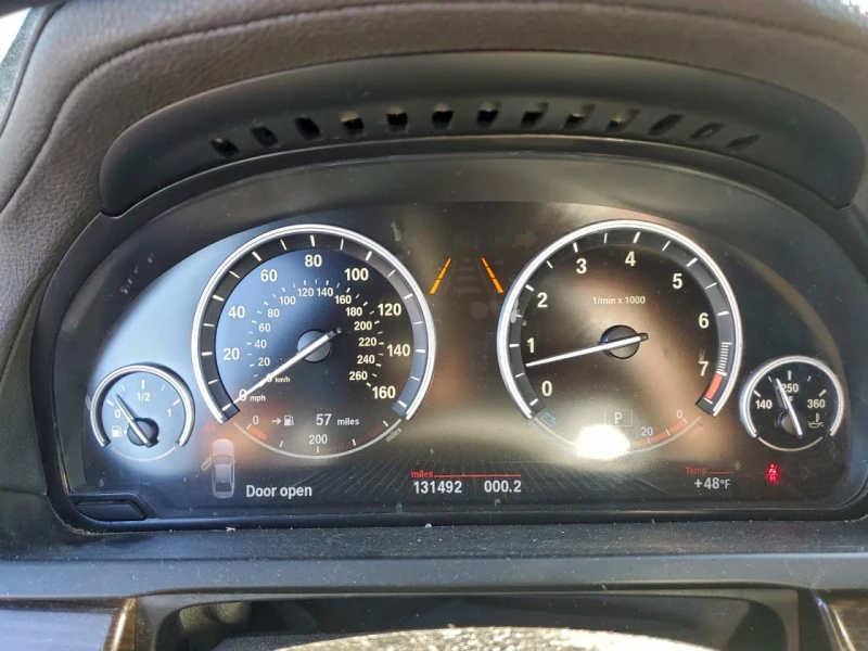 BMW 750 4.4l Li RWD, снимка 9 - Автомобили и джипове - 53375846