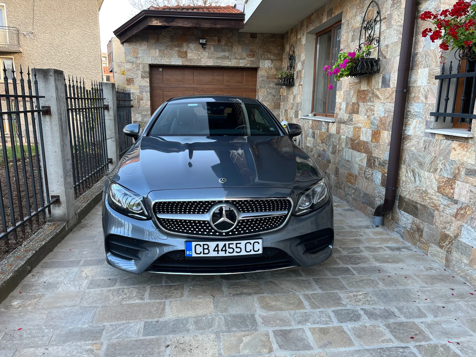 Mercedes-Benz E 350 350CDI 4-MATIC - изображение 2