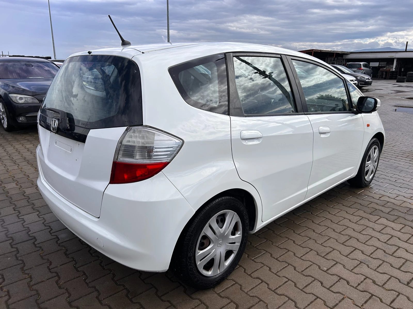 Honda Jazz 1.2GAZ EURO 5 ЛИЗИНГ - изображение 6