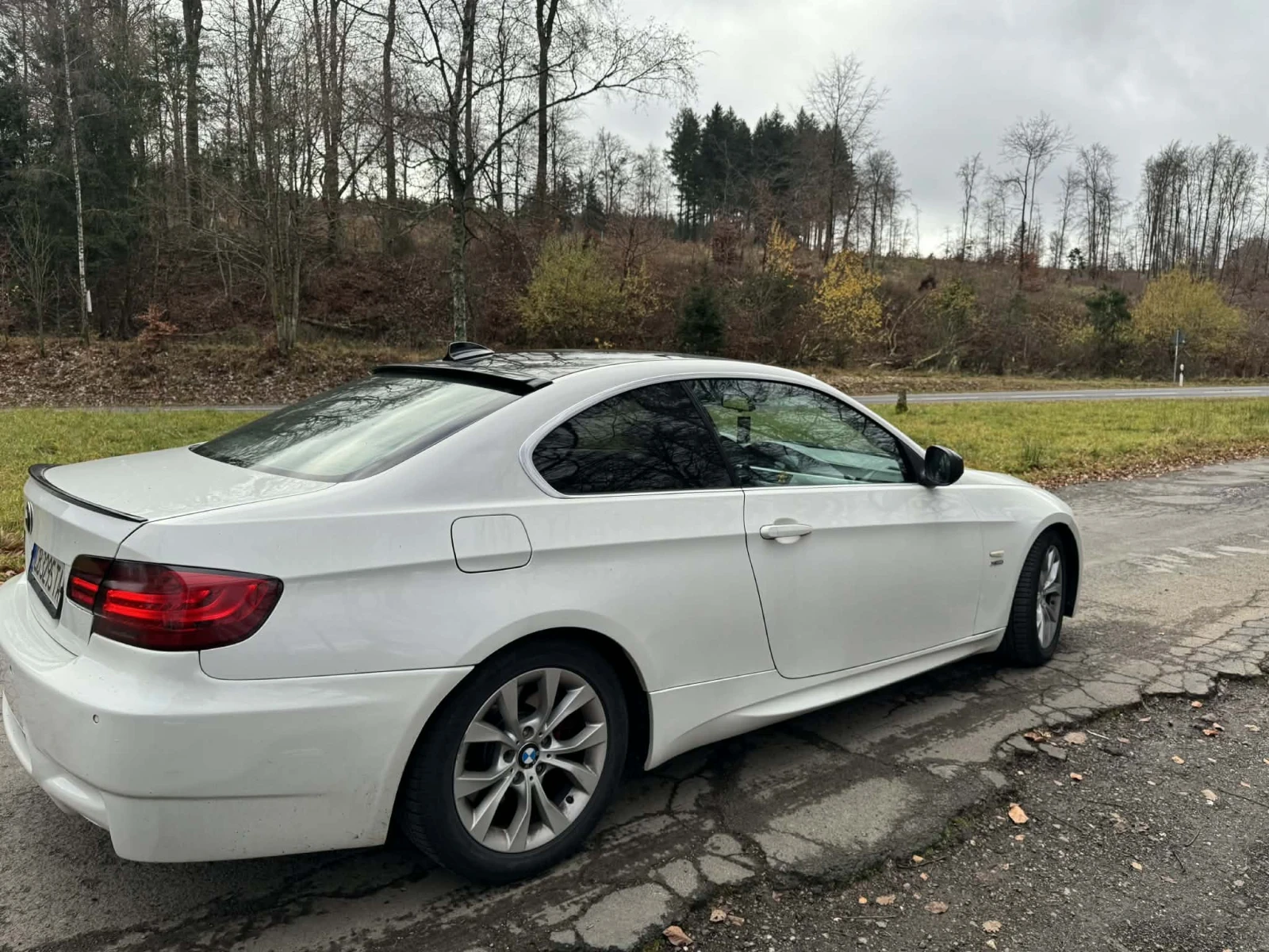 BMW 330 Xdrive бартер за е90/91 - изображение 3