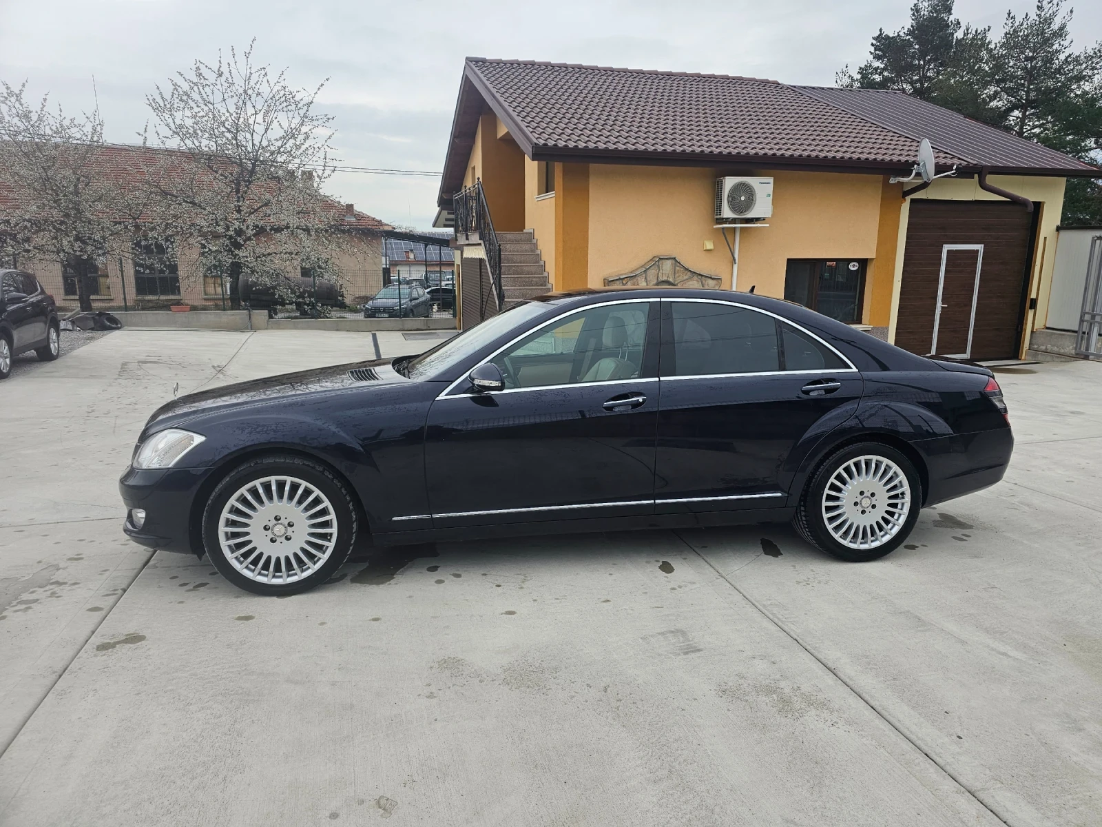 Mercedes-Benz S 320 235к.с  - изображение 2