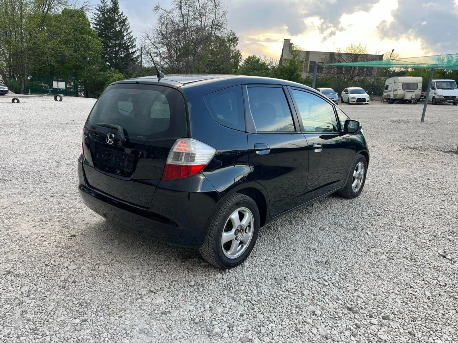 Honda Jazz 1.4 автомат панорама - изображение 5