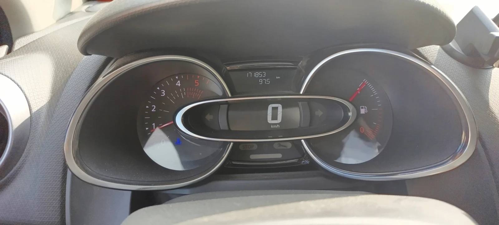 Renault Clio Keyless go - camera - navigation  - изображение 5