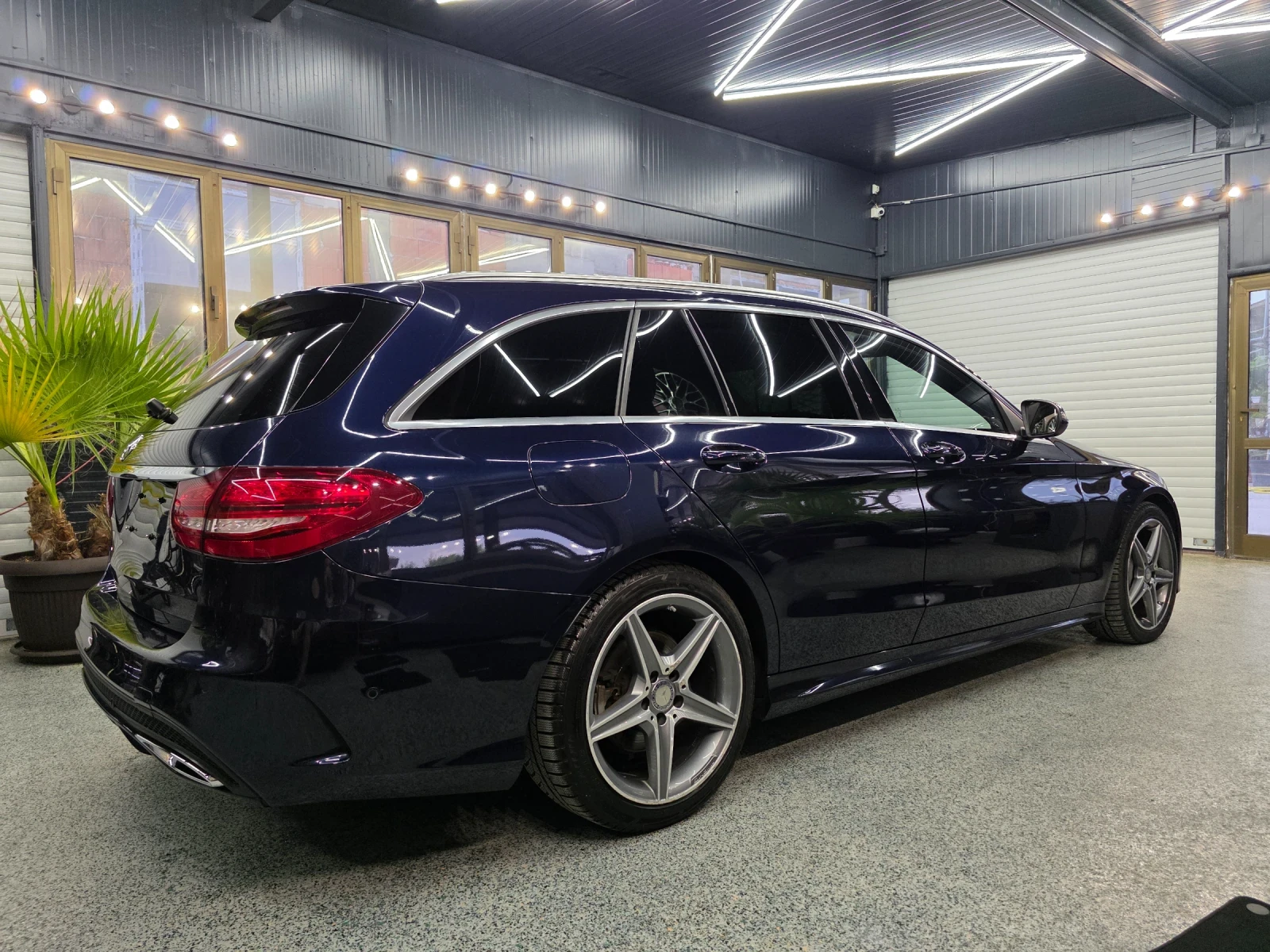 Mercedes-Benz C 250 AMG Kamera Burmester - изображение 8