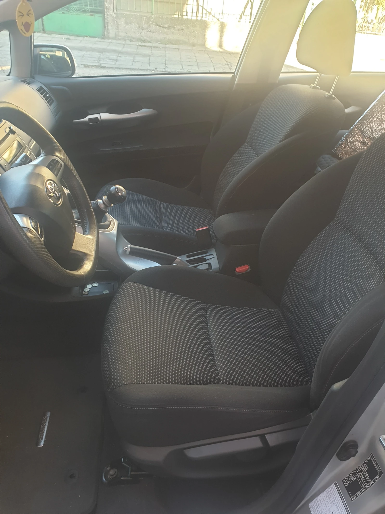 Toyota Auris 1.4 D4D - изображение 8