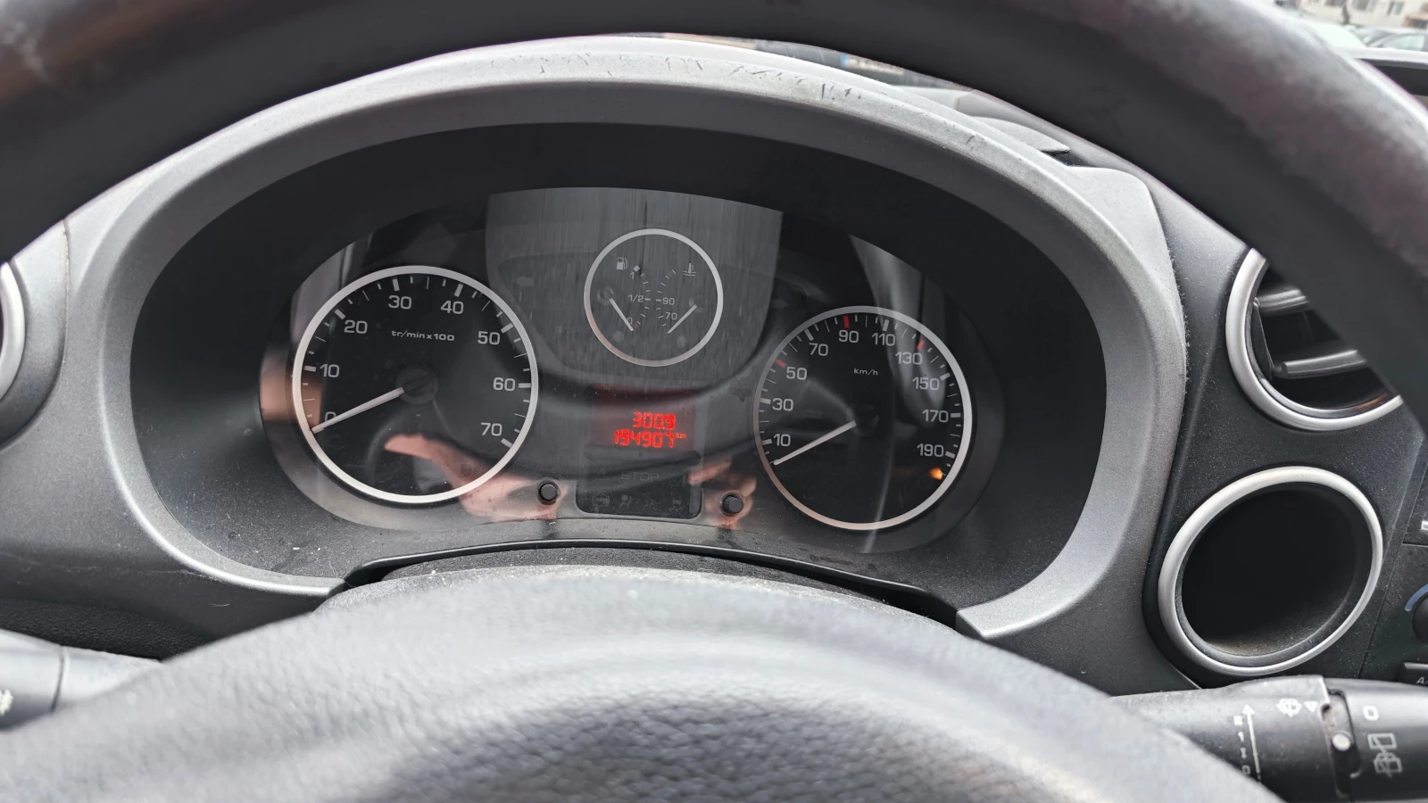 Peugeot Partner Tepee 1.6 BlueHDI - изображение 9