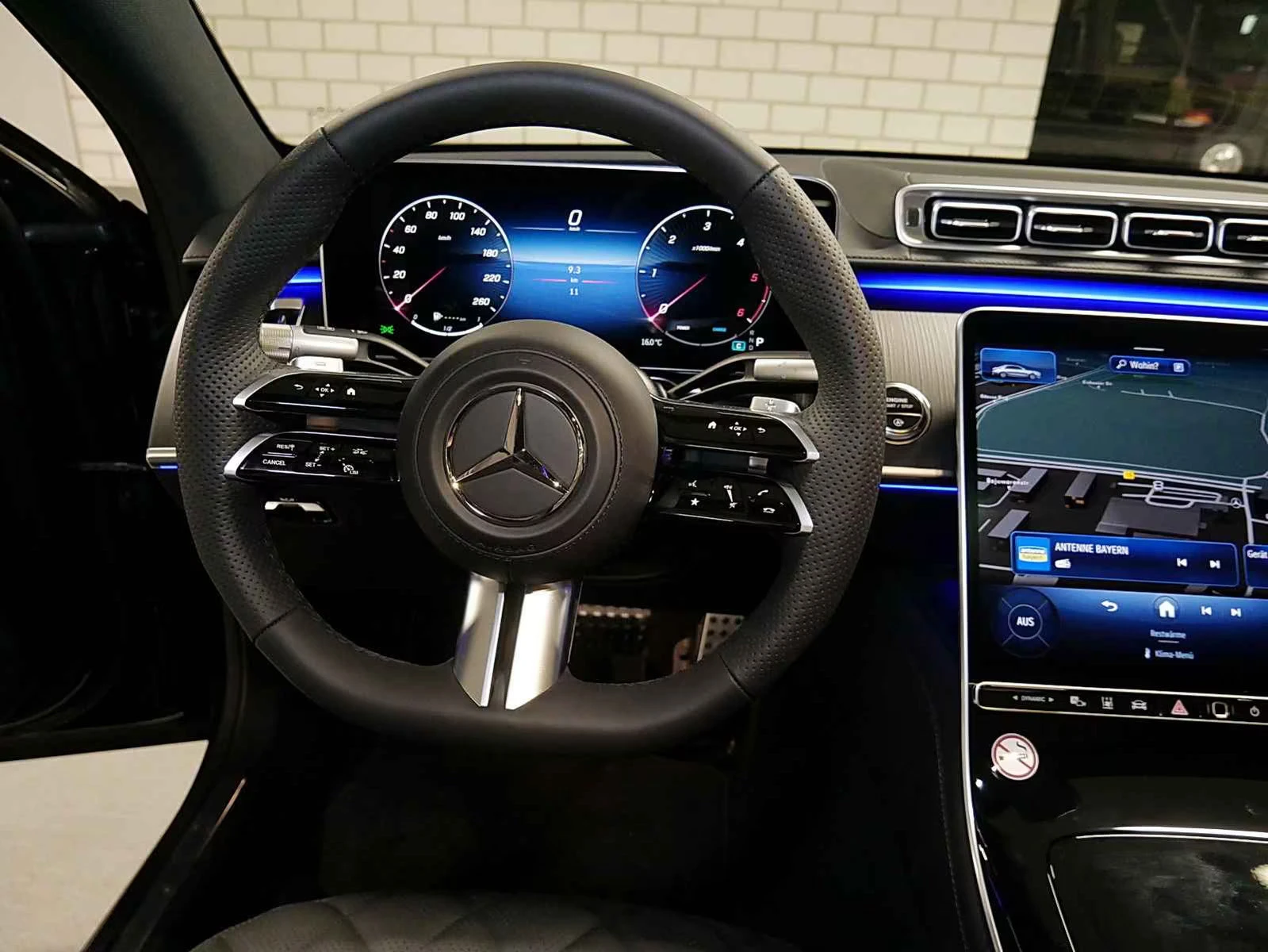 Mercedes-Benz S 450 AMG/367HP/ActiveBodyControl/DISТ/360/PANO/HUD/914v - изображение 6