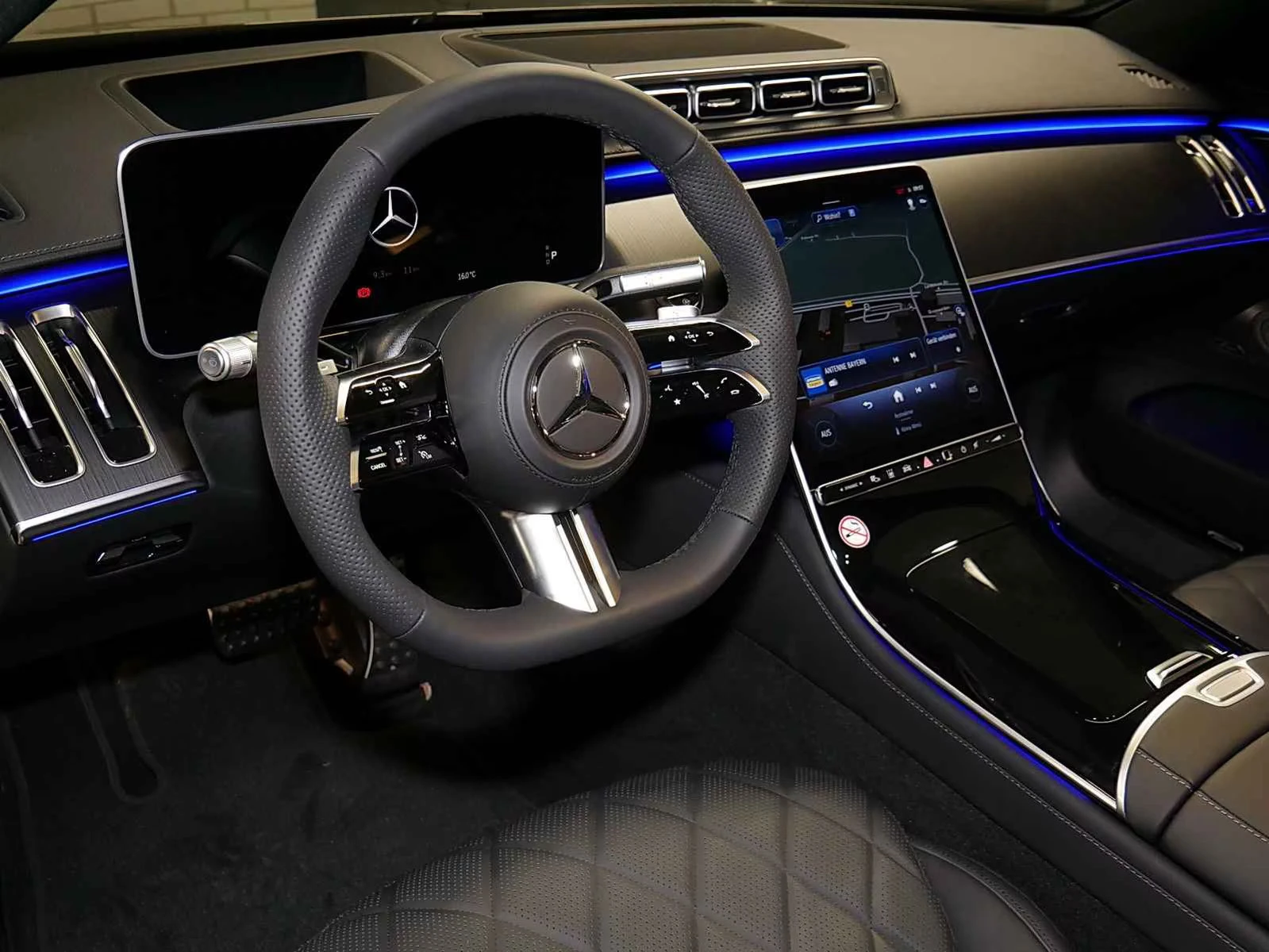 Mercedes-Benz S 450 AMG/367HP/ActiveBodyControl/DISТ/360/PANO/HUD/914v - изображение 5