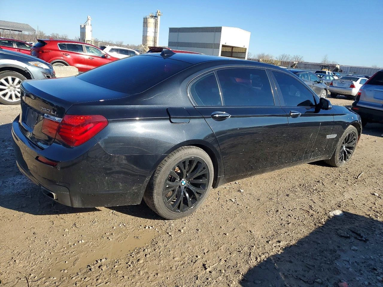 BMW 750 4.4l Li RWD - изображение 4