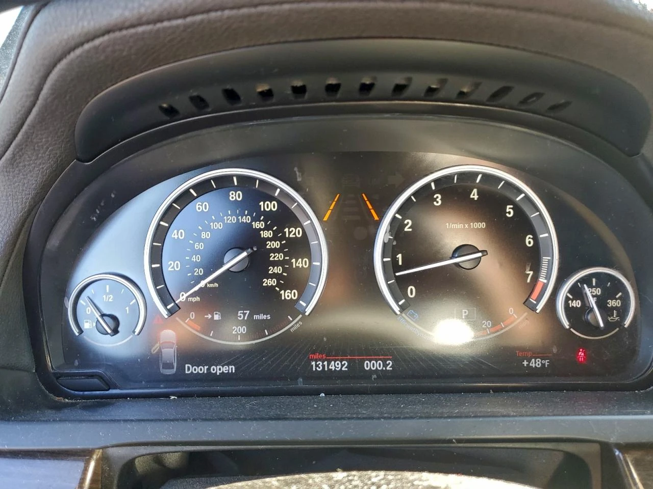 BMW 750 4.4l Li RWD - изображение 9