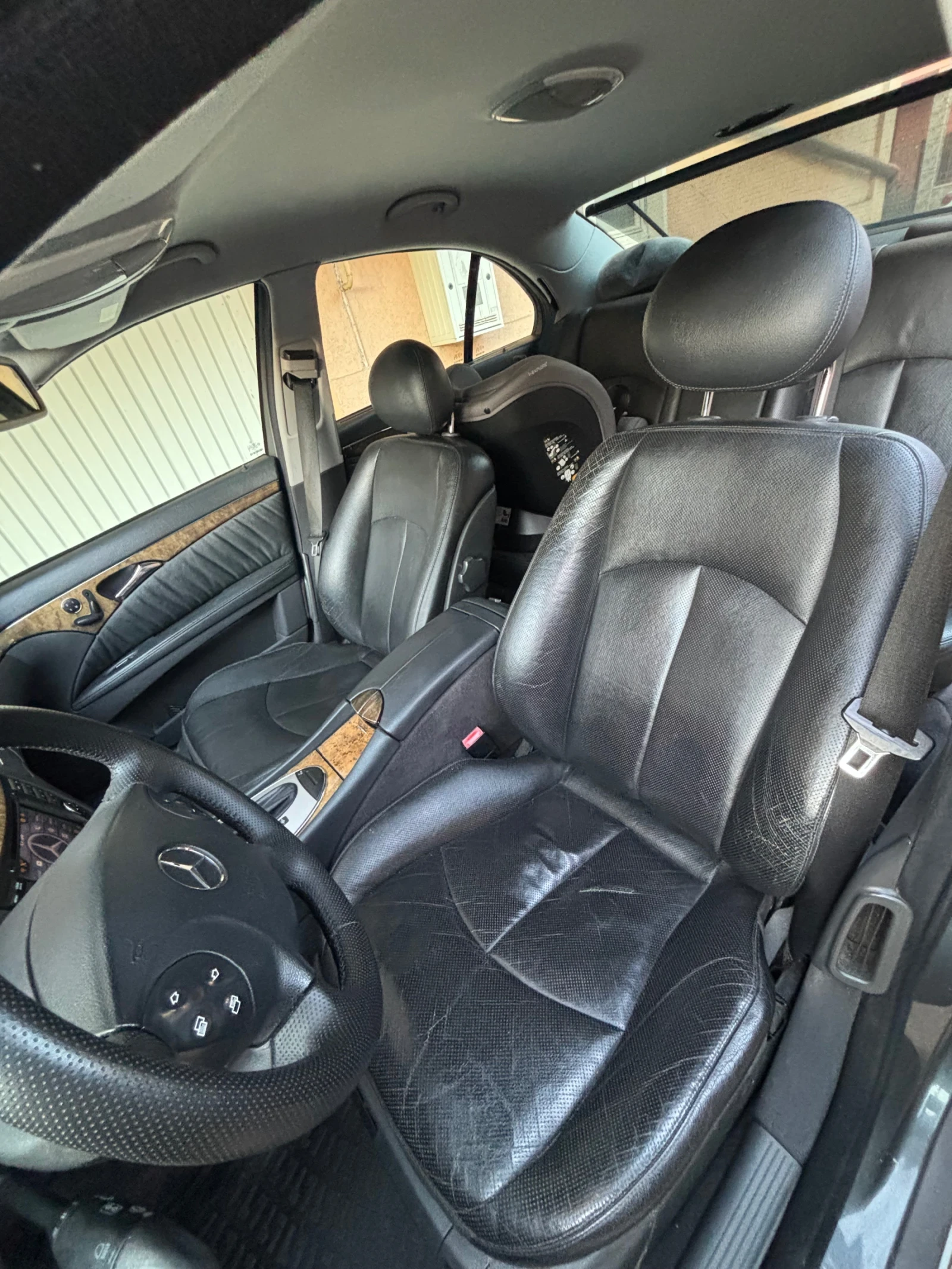 Mercedes-Benz E 270 2.7, CDI, снимка 8 - Автомобили и джипове - 53802900