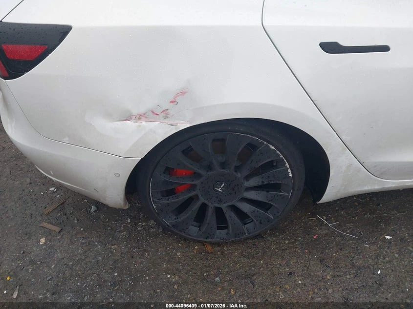 Tesla Model 3 Performance Dual Motor All-Wheel Drive, снимка 6 - Автомобили и джипове - 53942365