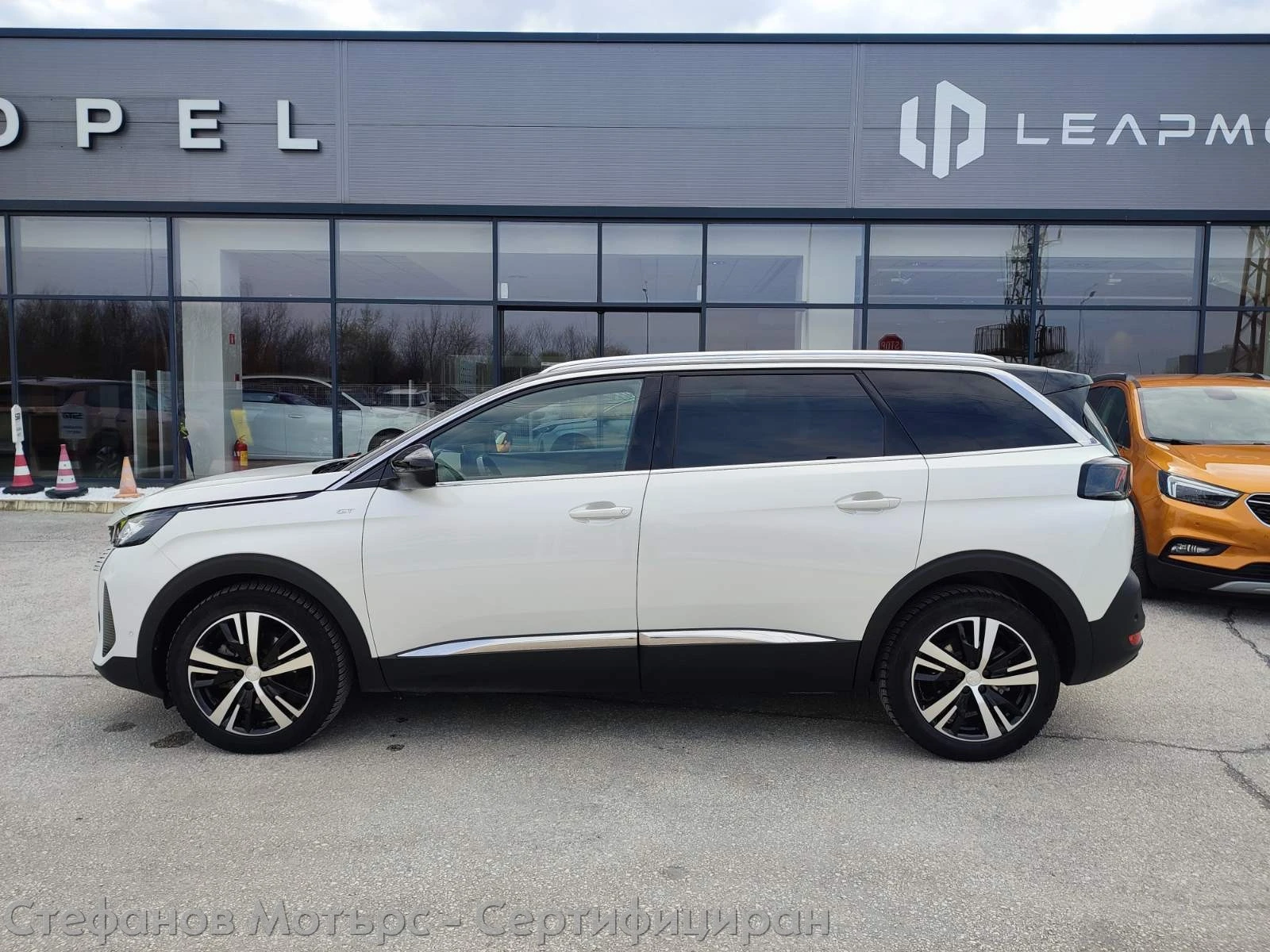 Peugeot 5008 6 1 New Line Up GT 1.2 (136hp) HYBRID 48V AT6 | Mobile.bg � ����������� 4