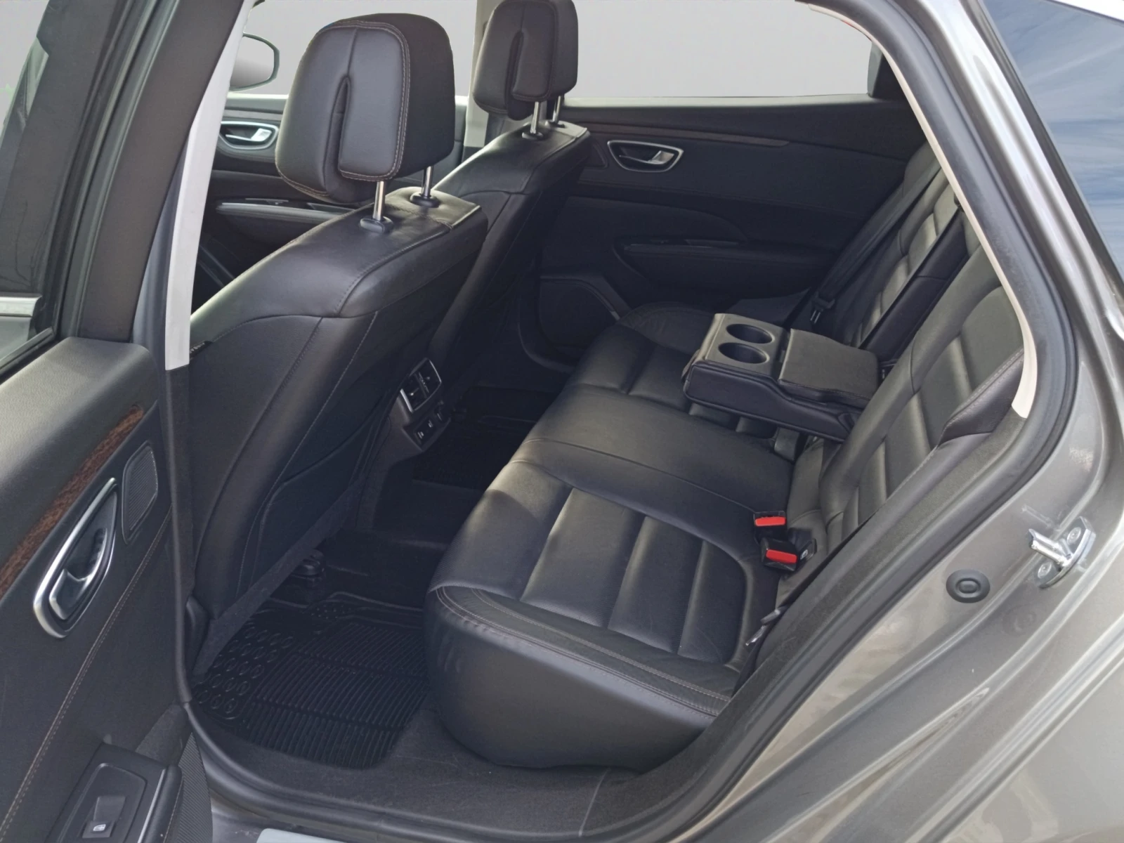 Renault Talisman, снимка 12 - Автомобили и джипове - 54022193