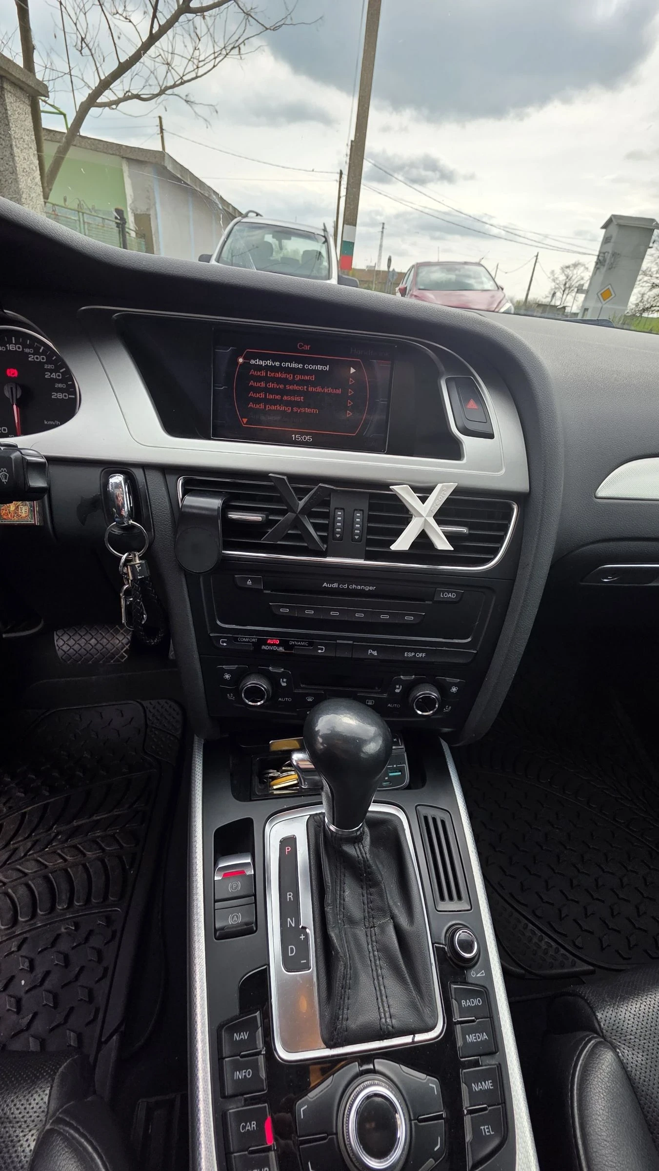 Audi A4 3.2FSI V6, снимка 12 - Автомобили и джипове - 54180385