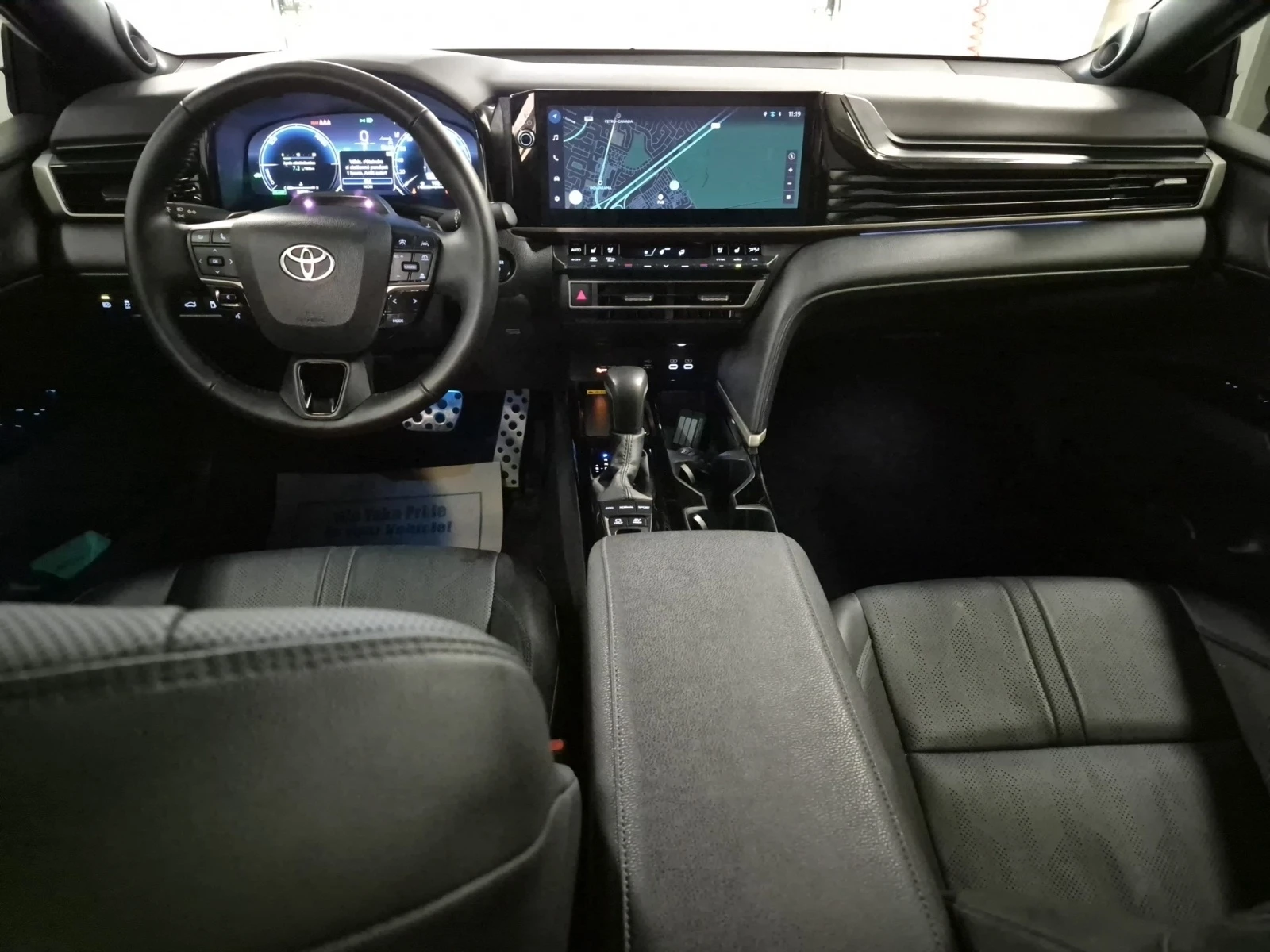 Toyota Camry XSE HYBRID * * CARFAX * * АВТО КРЕДИТ * * , снимка 6 - Автомобили и джипове - 54569301