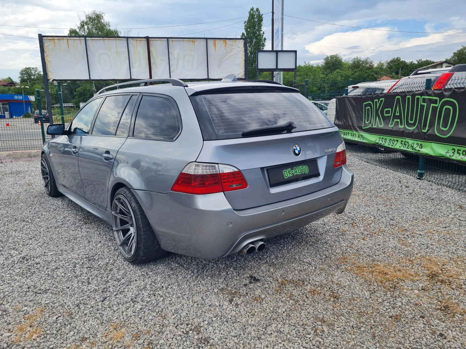 BMW 545 M-Paket!!HadUp!!Panorama!!GPL/LPG!!AUTOMATIC!!, снимка 4 - Автомобили и джипове - 54804192