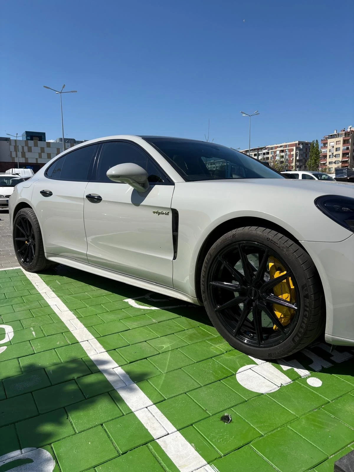 Porsche Panamera, снимка 2 - Автомобили и джипове - 54977835