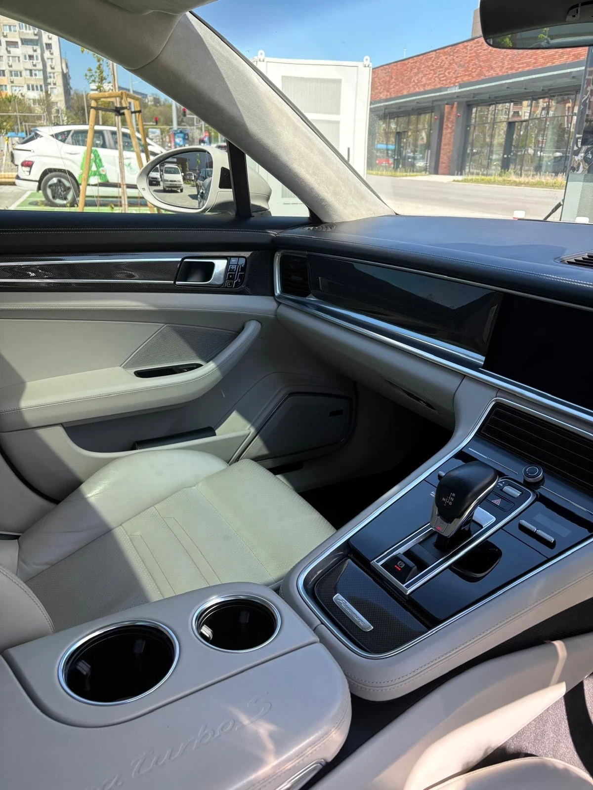 Porsche Panamera, снимка 6 - Автомобили и джипове - 54977835