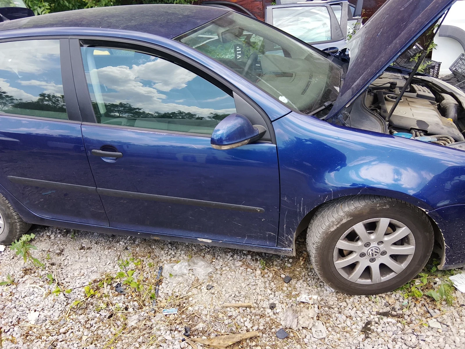 VW Golf 1.9 tdi, снимка 3 - Автомобили и джипове - 54997512