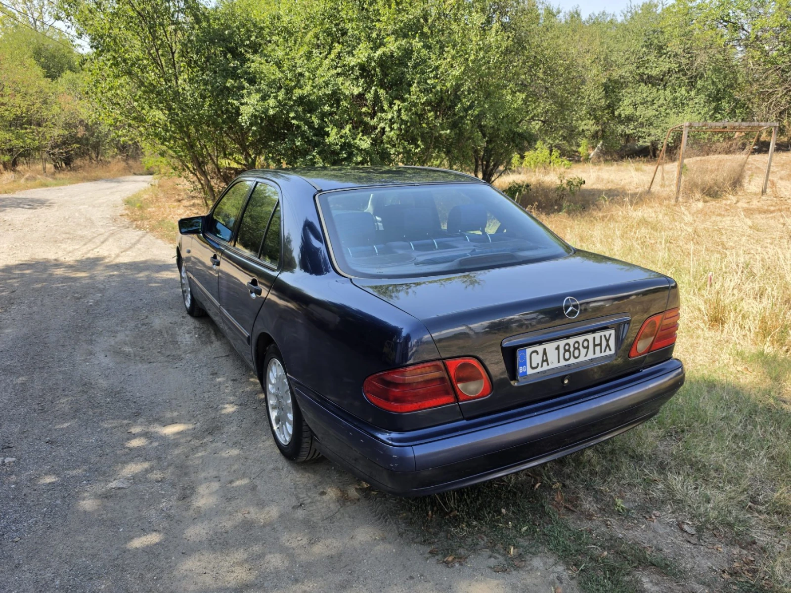 Mercedes-Benz E 250, снимка 13 - Автомобили и джипове - 55952690