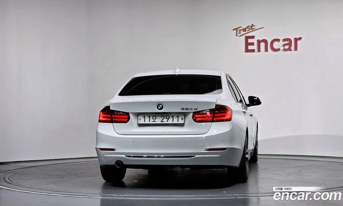 BMW 320 320d Sport, снимка 4 - Автомобили и джипове - 56156605