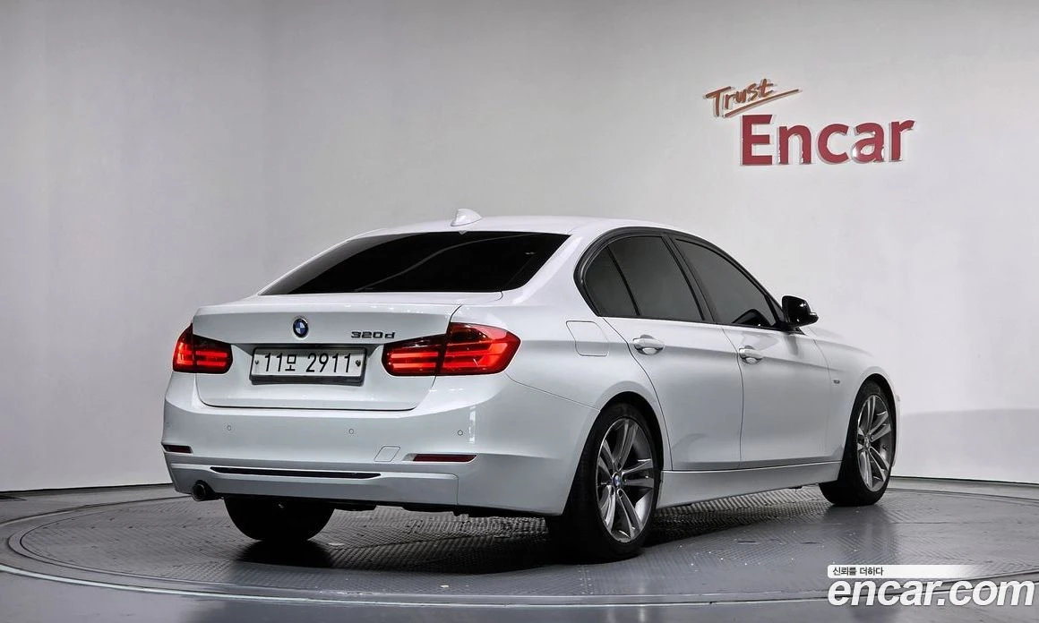 BMW 320 320d Sport, снимка 2 - Автомобили и джипове - 56156605