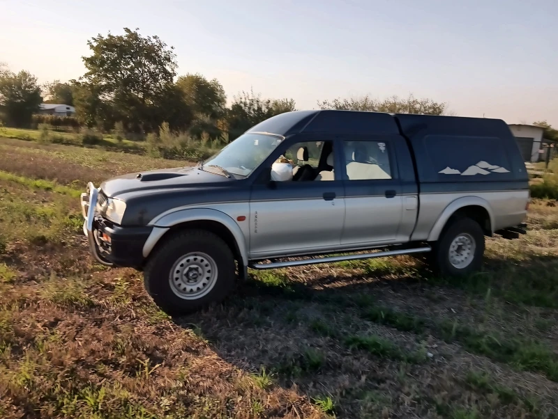 Mitsubishi L200, снимка 1 - Автомобили и джипове - 48511503