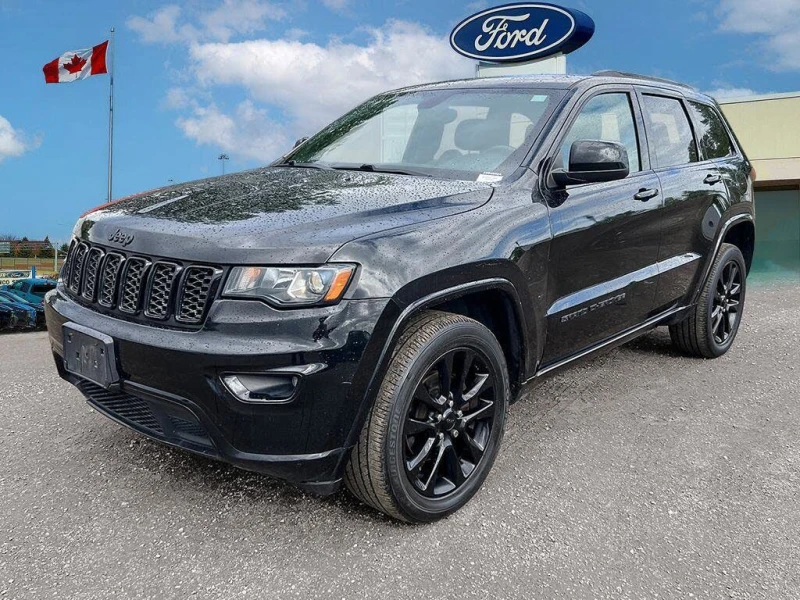 Jeep Grand cherokee * АВТО КРЕДИТ* ЦЕНА ДО БГ * Сервизна история * 