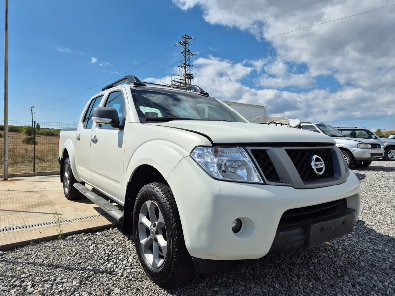 Nissan Navara 2.5 dci, снимка 5 - Автомобили и джипове - 52540197