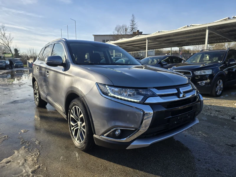 Mitsubishi Outlander 2.2 150к.с 4х4 Instyle Plus Navi, снимка 2 - Автомобили и джипове - 53118265