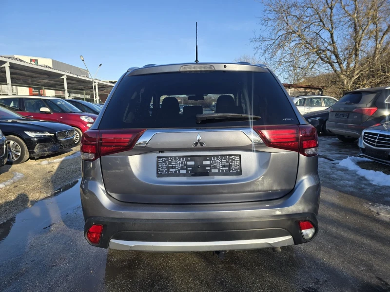 Mitsubishi Outlander 2.2 150к.с 4х4 Instyle Plus Navi, снимка 6 - Автомобили и джипове - 53118265