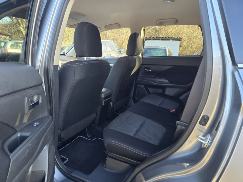 Mitsubishi Outlander 2.2 150к.с 4х4 Instyle Plus Navi, снимка 11 - Автомобили и джипове - 53118265