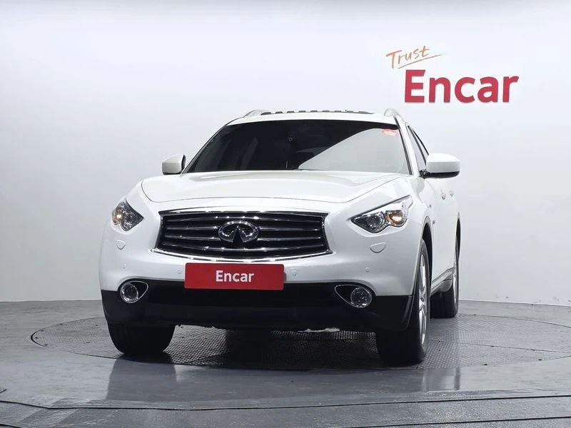 Infiniti QX70 3.0 V9X Automatic, снимка 3 - Автомобили и джипове - 55975799