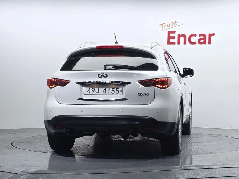 Infiniti QX70 3.0 V9X Automatic, снимка 4 - Автомобили и джипове - 55975799
