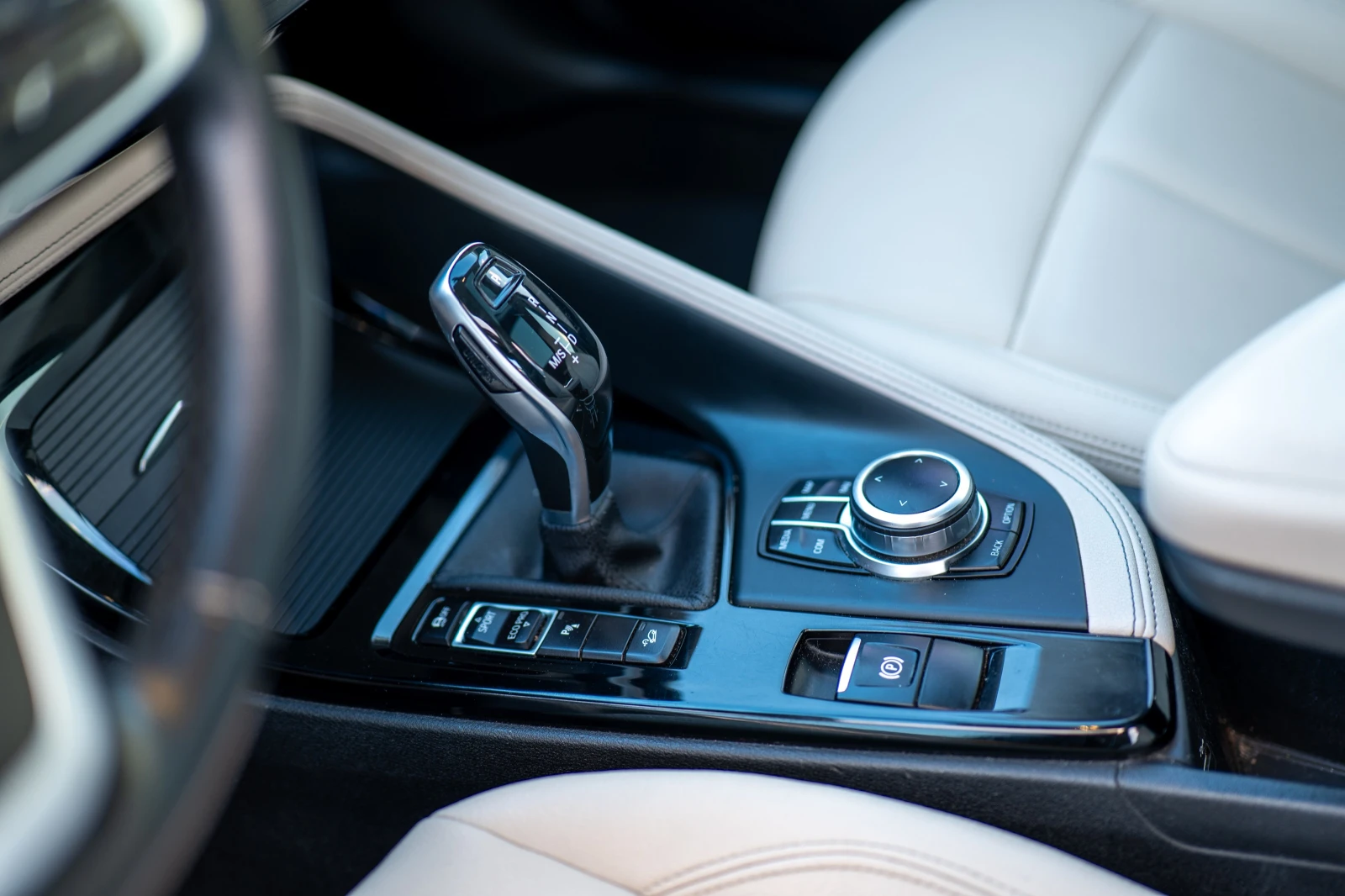 BMW X1 1.8d X-DRIVE | Mobile.bg   12