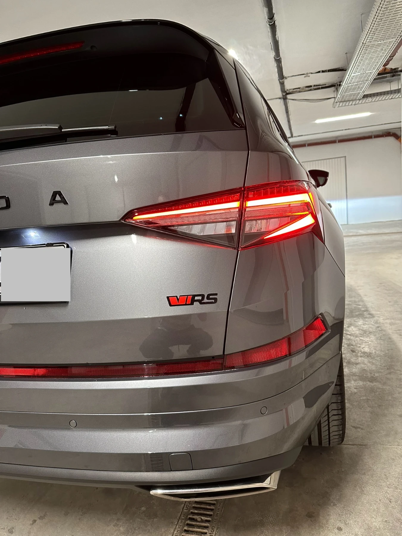 Skoda Kodiaq vRS/ 2.0tsi/ 4x4/ 245к.с/ Гаранционен-2028г./ DCC/ - изображение 10