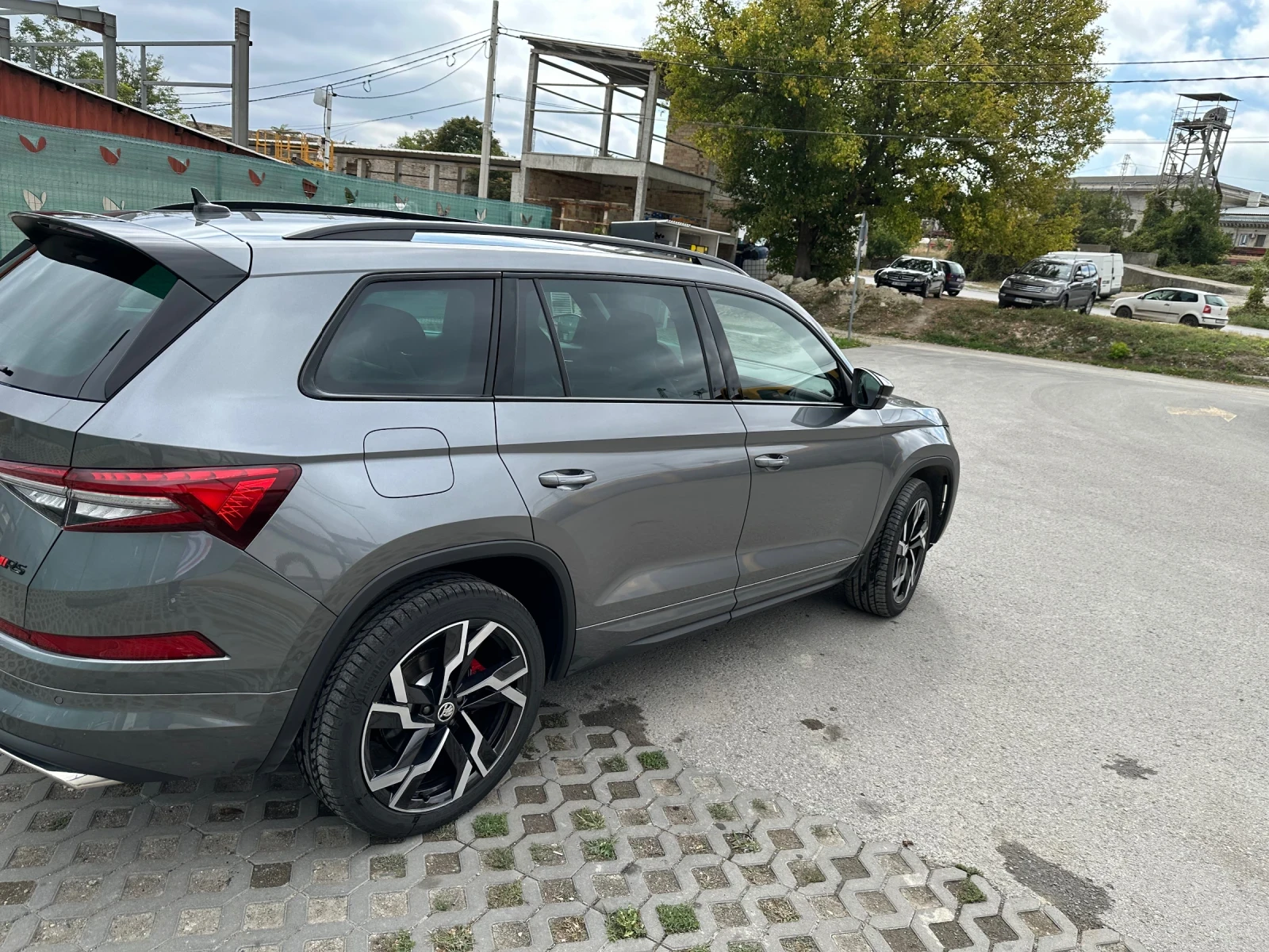 Skoda Kodiaq vRS/ 2.0tsi/ 4x4/ 245к.с/ Гаранционен-2028г./ DCC/ - изображение 4